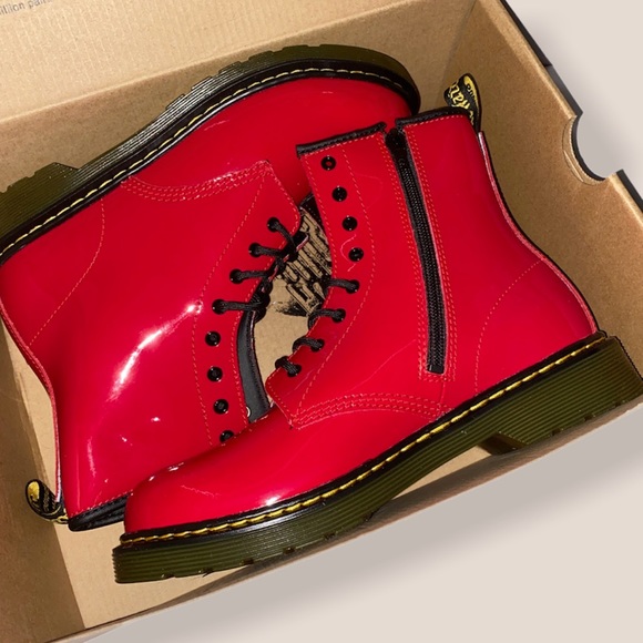 Brand New Dr.Martens boots - Picture 3 of 4